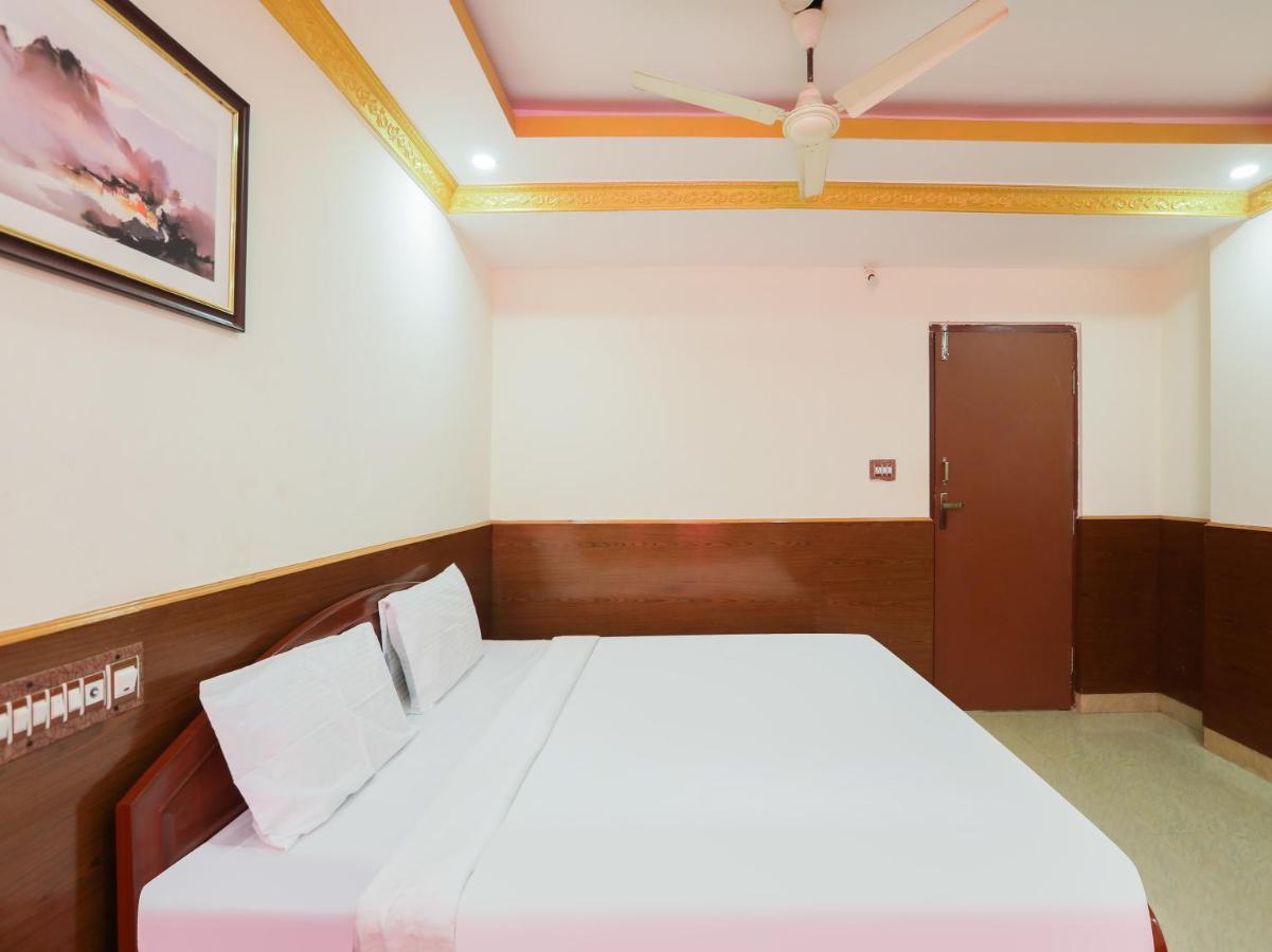 Capital O 84002 Hotel Top In Town President Kushālnagar מראה חיצוני תמונה