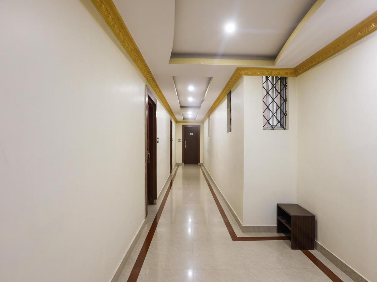 Capital O 84002 Hotel Top In Town President Kushālnagar מראה חיצוני תמונה